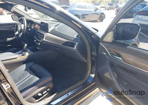 2017 BMW 540I z USA, uszkodzony, nr VIN WBAJE5C3XHG915575